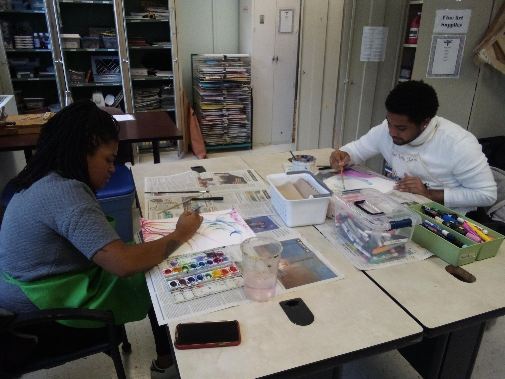 Community Art Therapy & Therapeutic Art Groups